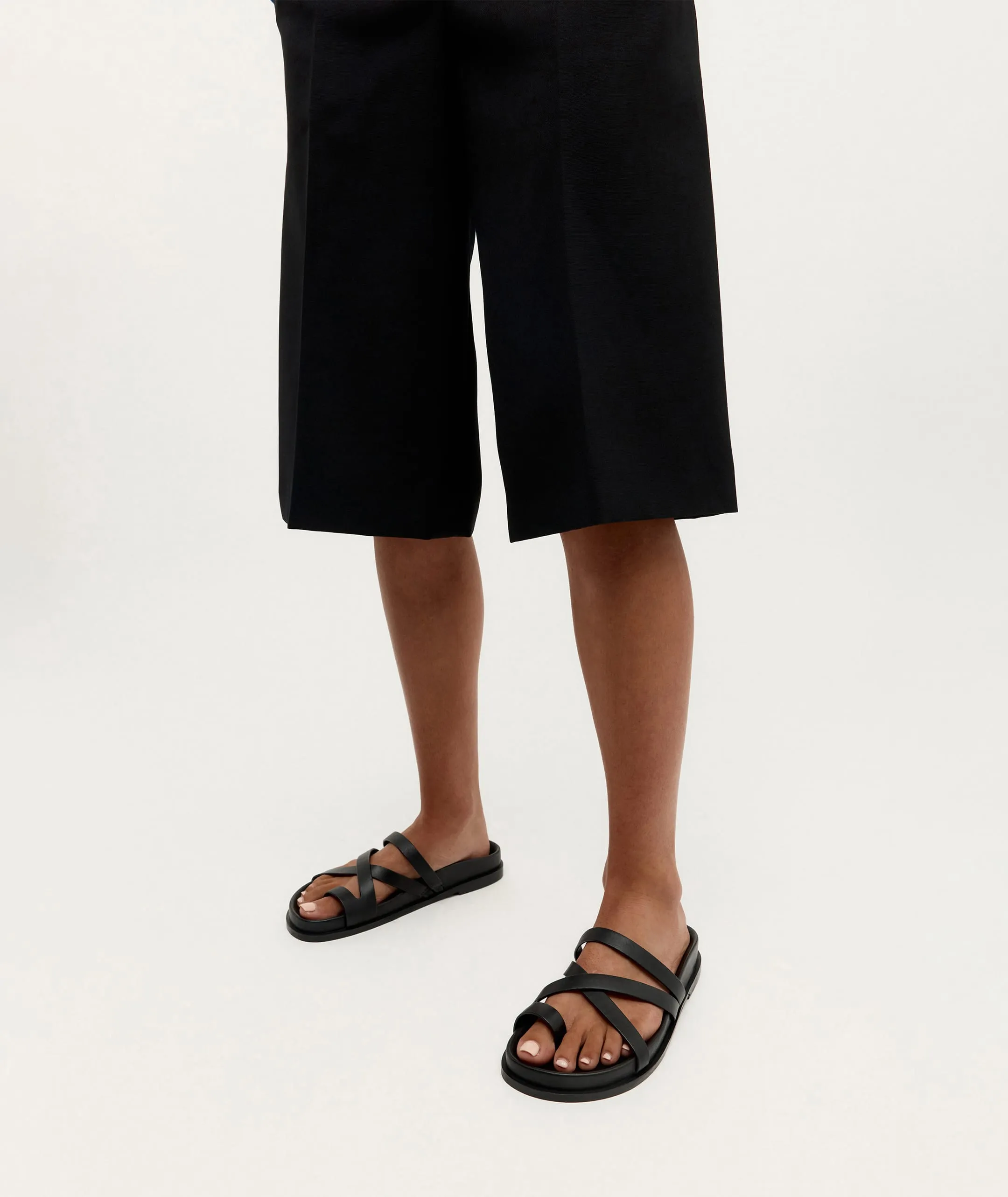 Ariadne Slide - Black