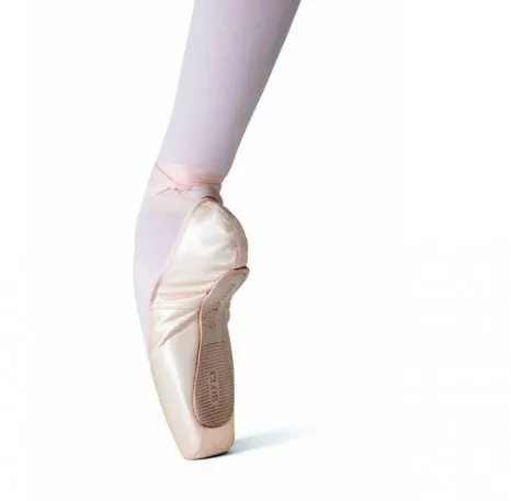 Cloe Pointe Shoes