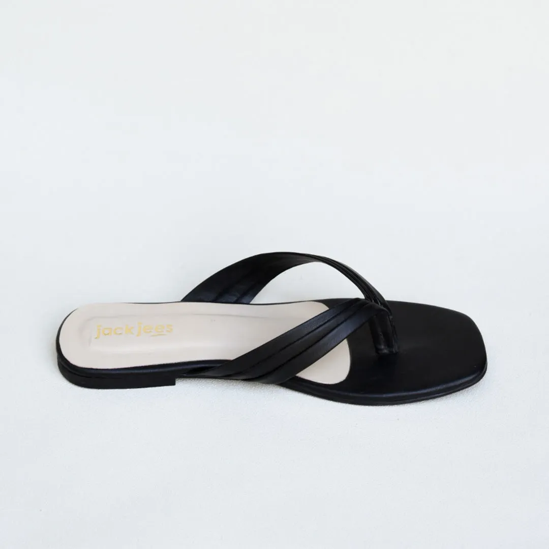 Pleated Flip-Flops